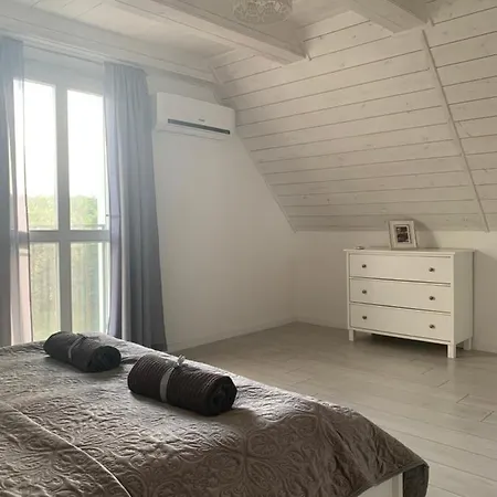 Szőlőskert Balatonszőlős