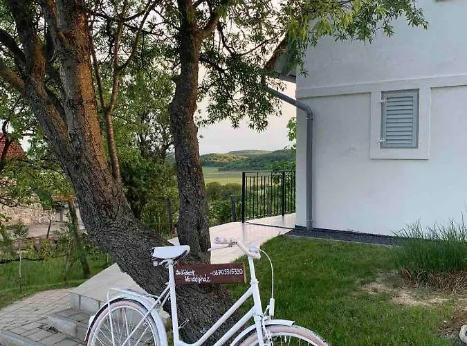 Szoloskert Vendeghaz Ferienhaus